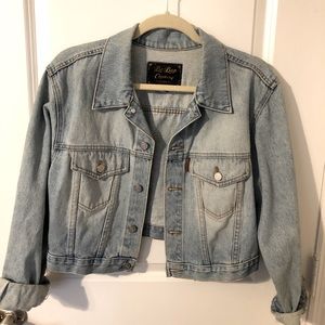 BeBop Light Medium Wash Vintage Crop Jean Jacket